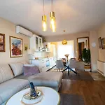 Bella Holiday home