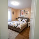 Holiday home Bella *