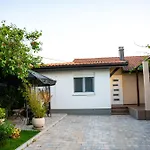 Bella Holiday home