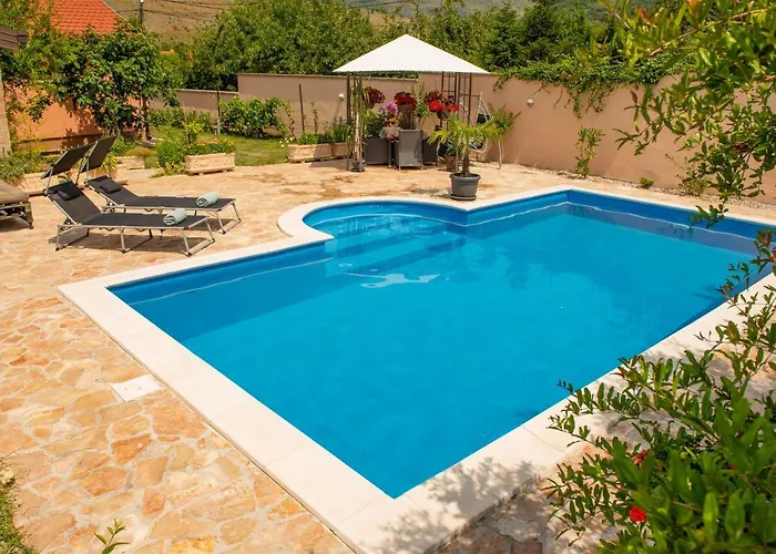 Bella Holiday home *