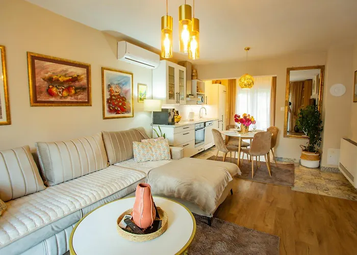 Bella Holiday home *